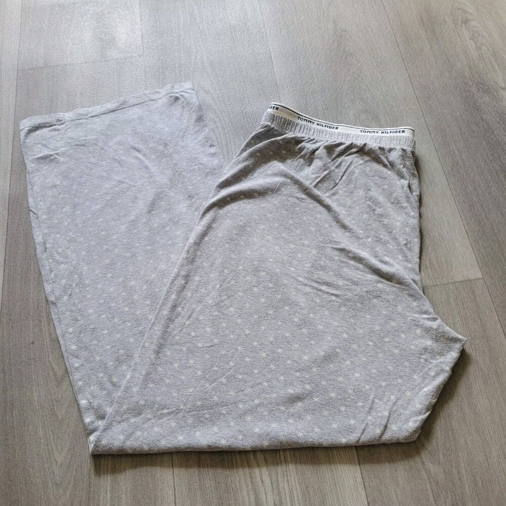 Tommy Hilfiger Gray Snowflake Pattern Jogger Pajama Pants- Size Large Comfy
